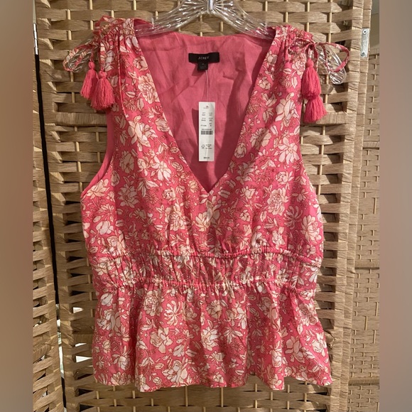 NWT J Crew V-Neck Cotton Voile Top in Tossed Floral - Picture 2 of 5